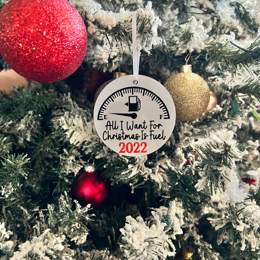JenDore Ornement de Noël en bois fait à la main « Tout ce que je veux pour Noël, c'est du carburant » 